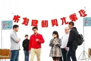 置顶评论修改前后的对照界面示意